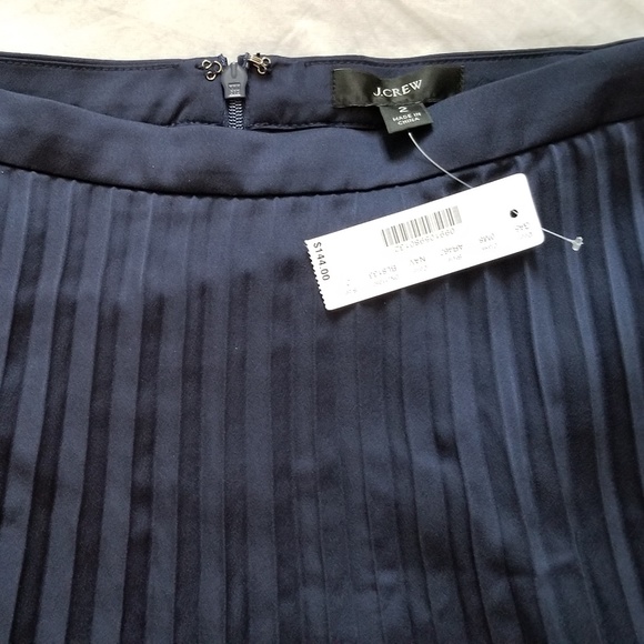 J.Crew Pleated Midi skirt, Navy - Picture 3 of 3